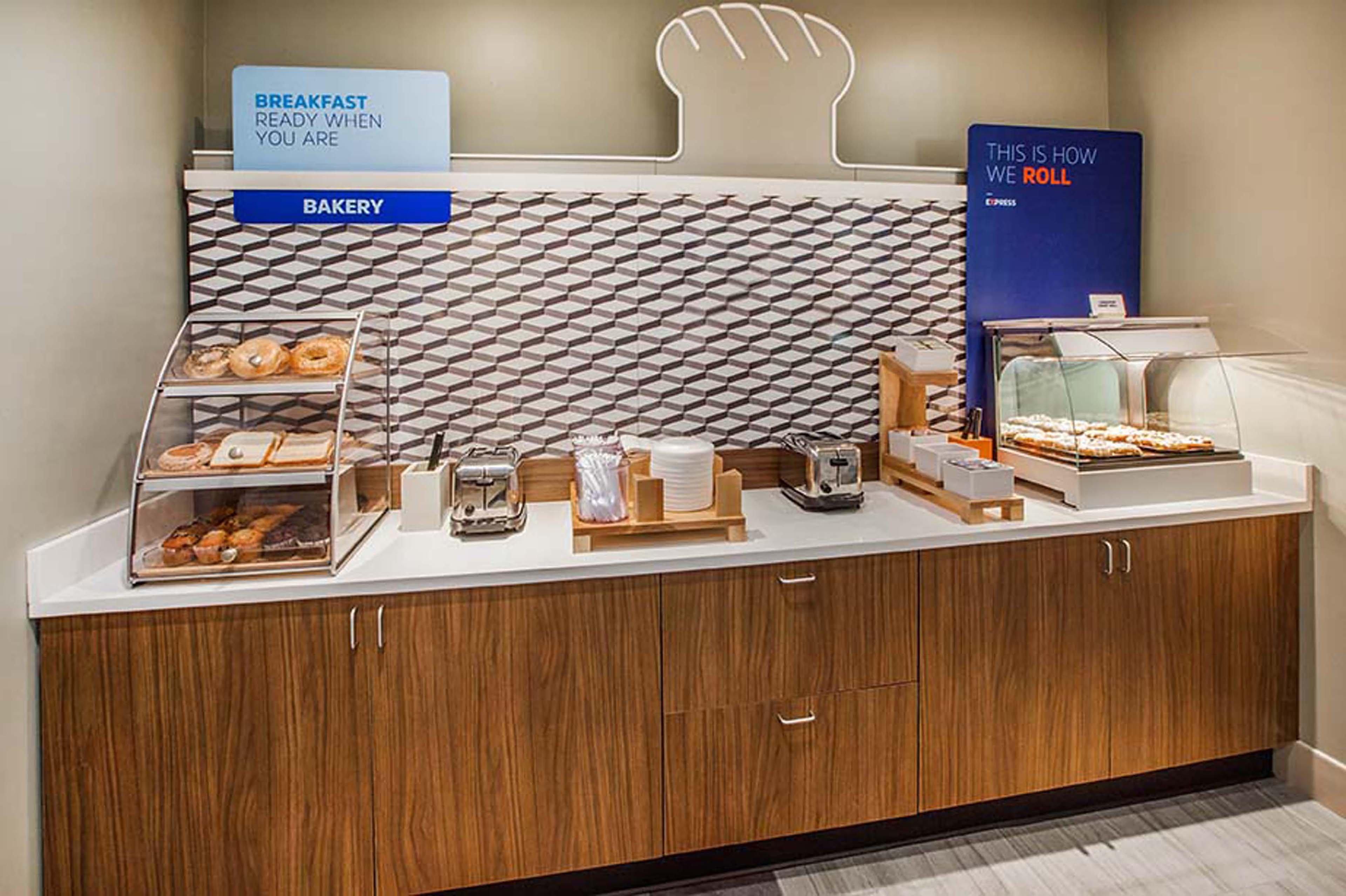 Holiday Inn Express & Suites Tacoma South - Lakewood By Ihg Exteriér fotografie