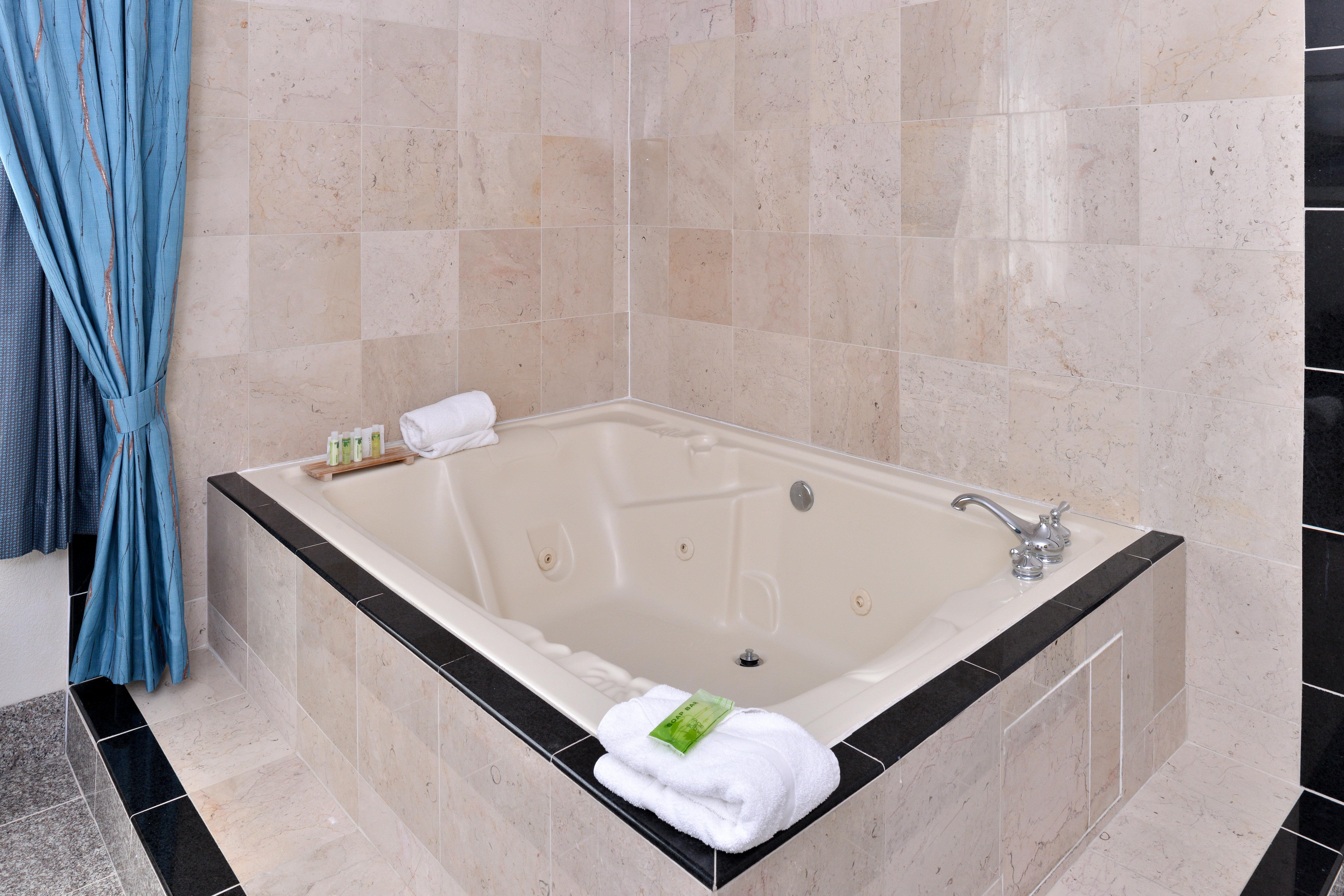 Holiday Inn Express & Suites Tacoma South - Lakewood By Ihg Exteriér fotografie