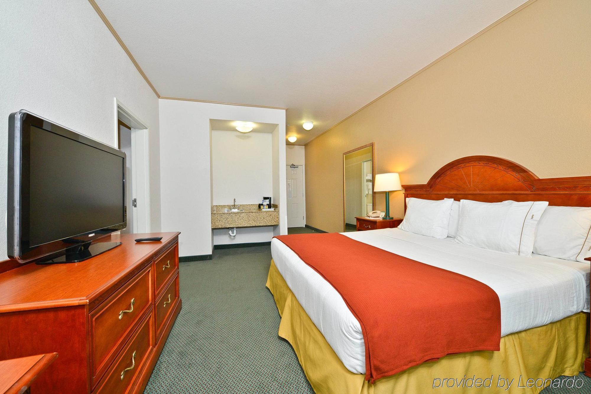 Holiday Inn Express & Suites Tacoma South - Lakewood By Ihg Exteriér fotografie