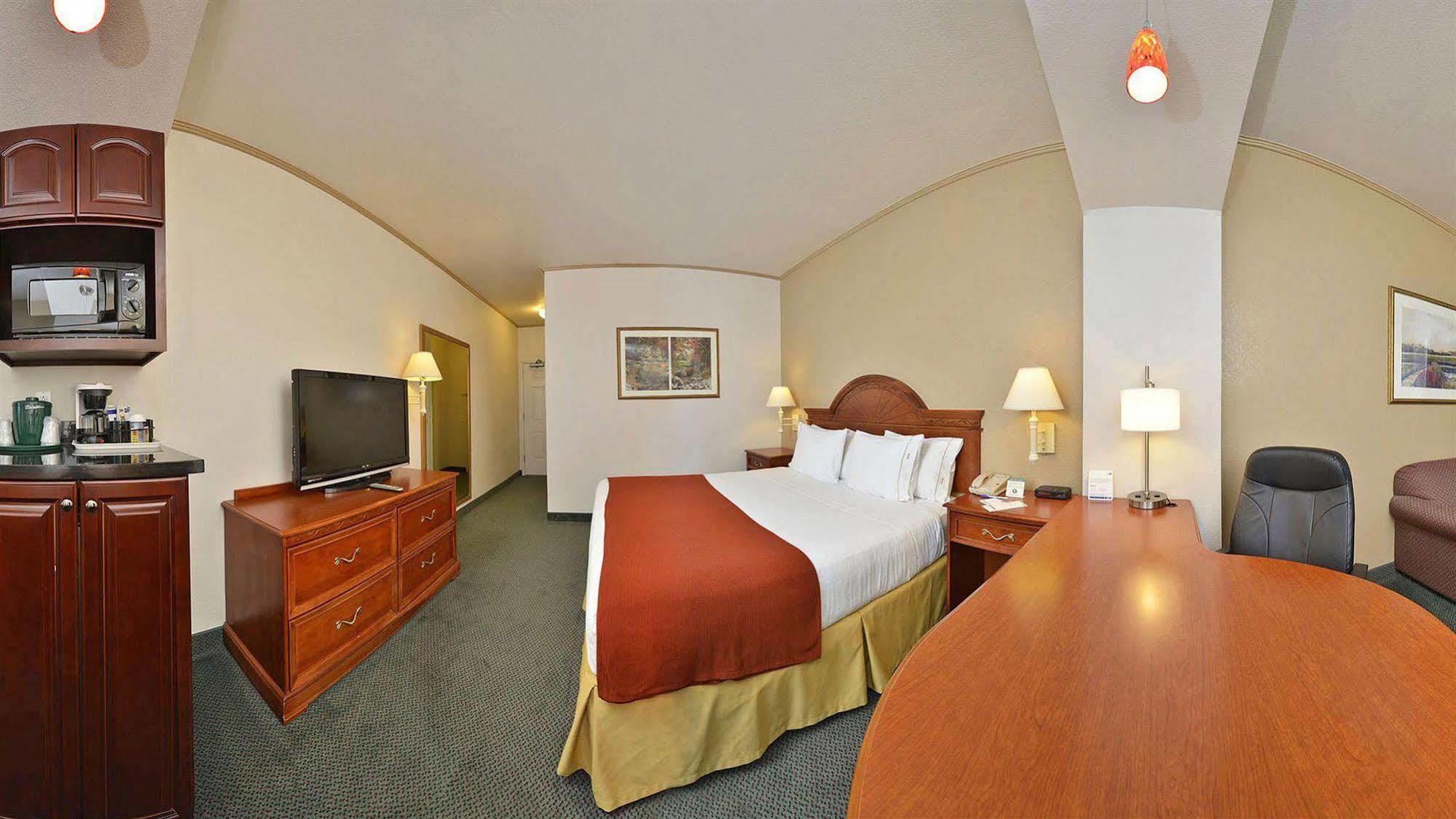 Holiday Inn Express & Suites Tacoma South - Lakewood By Ihg Exteriér fotografie